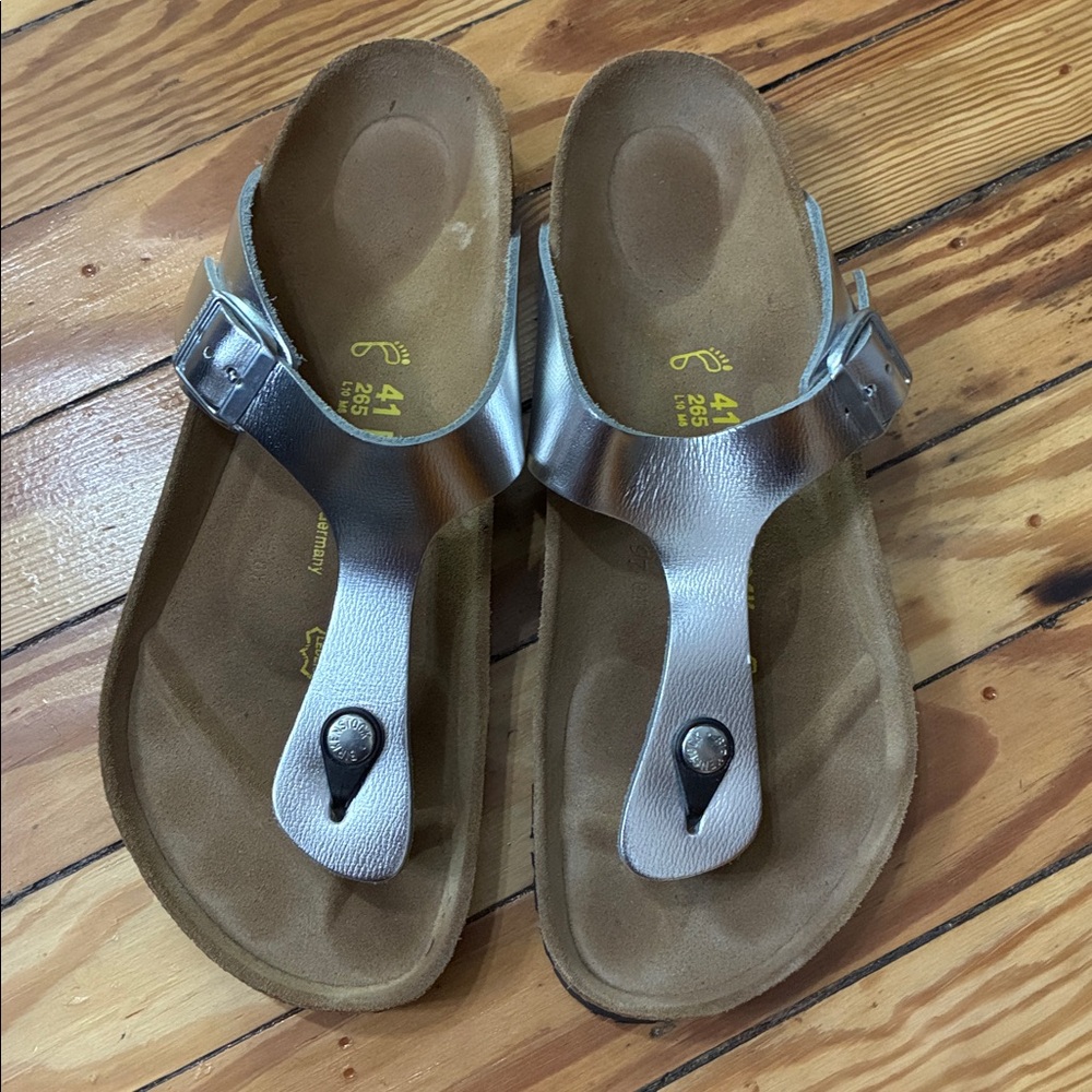 Women’s Metallic Silver T-Strap Comfort Sandals